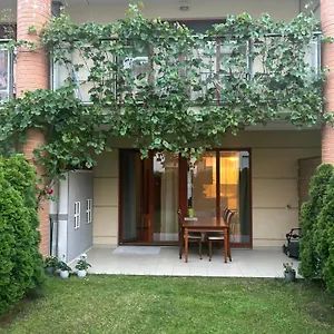 pegas-apartments-prague.praguehotelsweb.com/