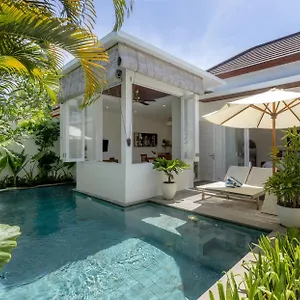 Canang Bingin , Uluwatu Indonésie