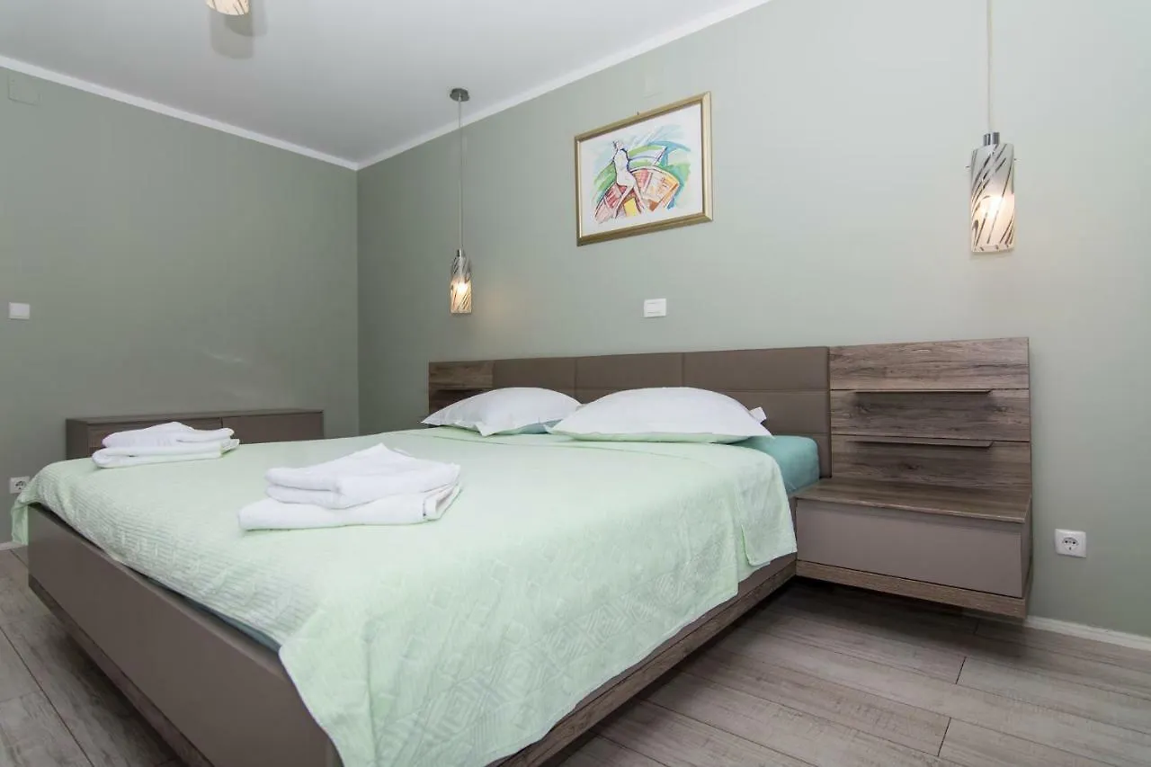 Apartman Marin